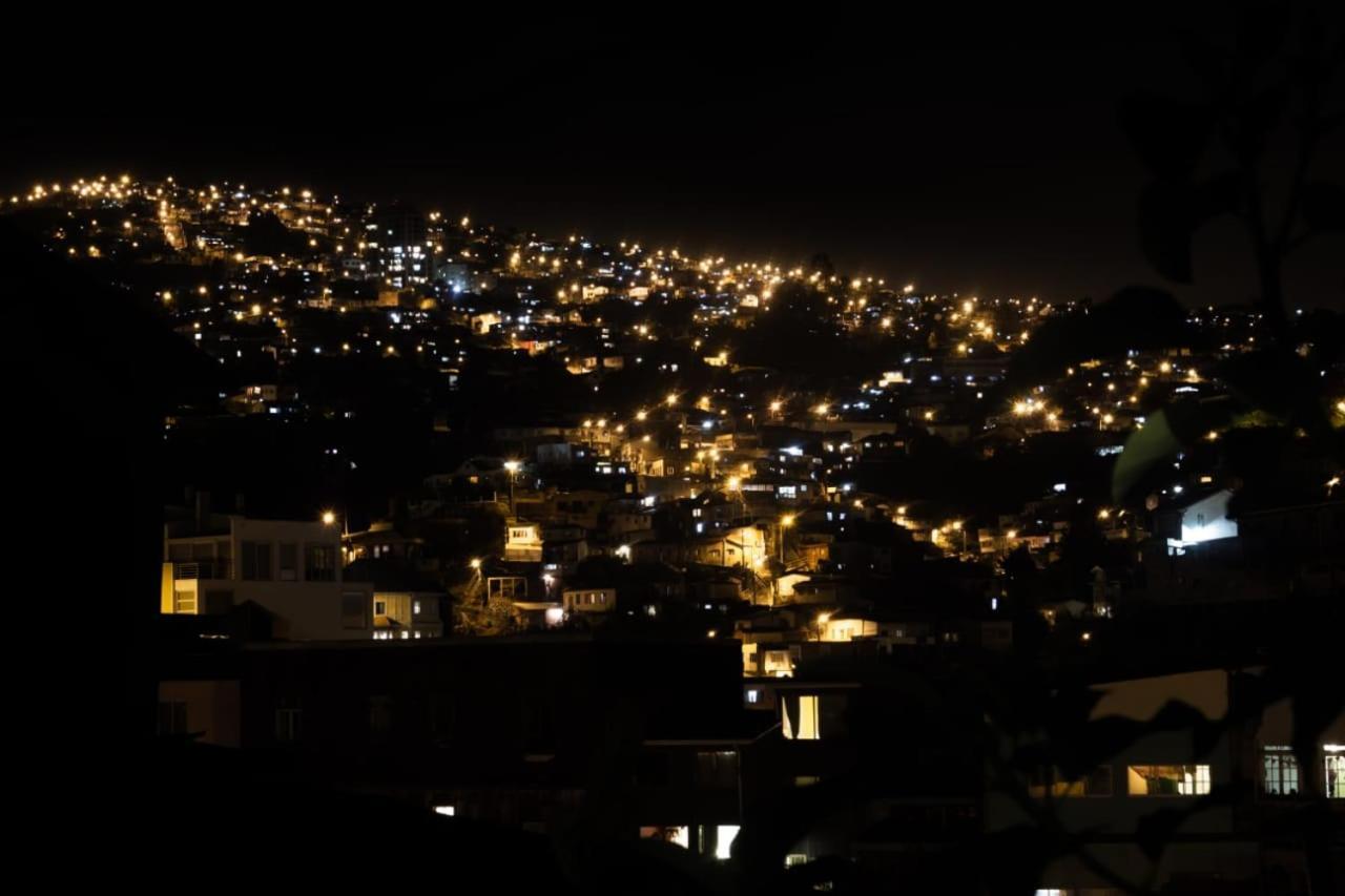 Beer&Beer Bed & Breakfast Valparaiso Ngoại thất bức ảnh